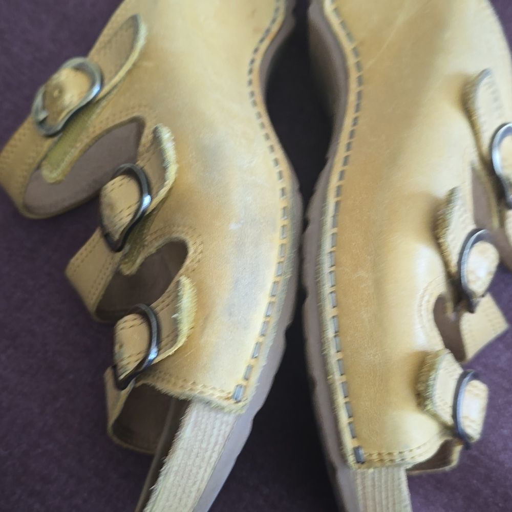 Dansko Tarin Yellow Leather Strappy Wedge Sandals Sz 38 US 8 Comfort - Picture 7 of 8